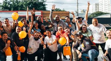 Xiaomi abre loja física em São Paulo e atrai milhares de fãs