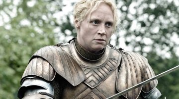 Atriz de Brienne previu final de Game of Thrones há alguns anos