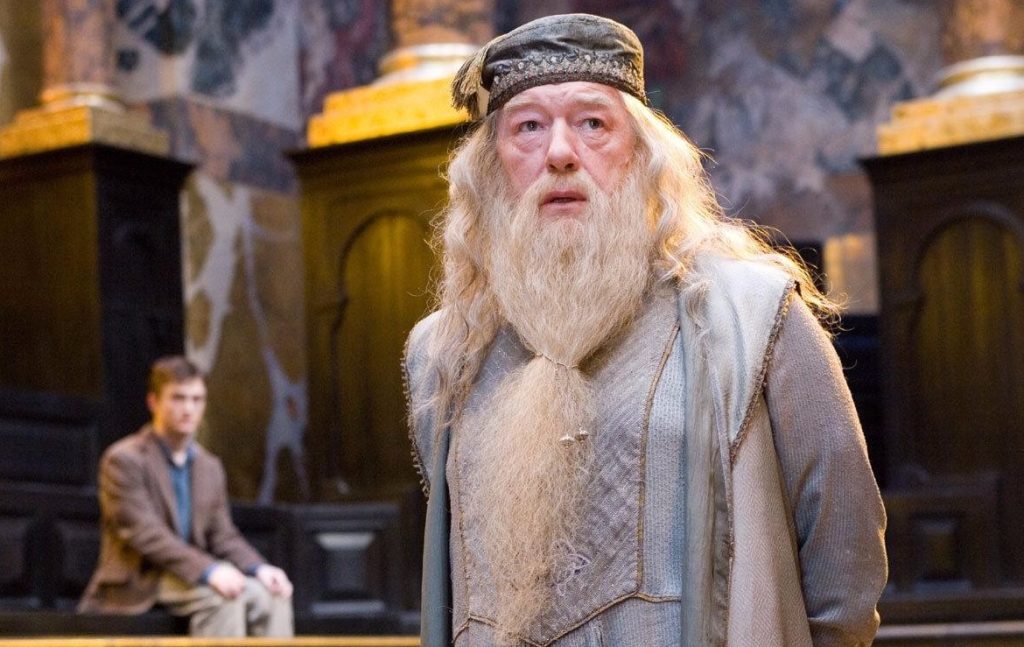 Jovem Dumbledore pode fazer participação em Animais Fantásticos e Onde Habitam