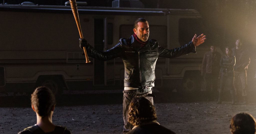 Ator de The Walking Dead afirma que vive sendo xingado na rua
