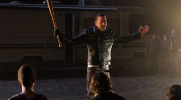 Ator de The Walking Dead afirma que vive sendo xingado na rua