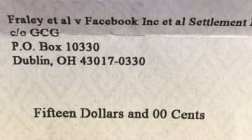 Facebook envia cheques para usuários como forma de indenização