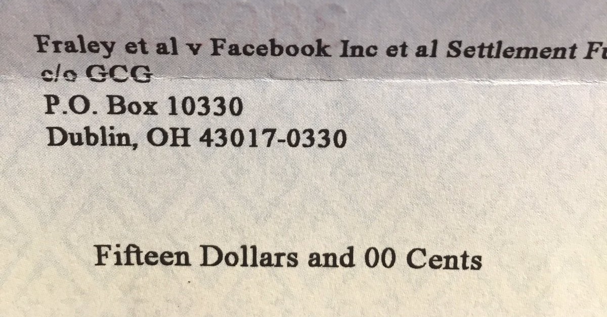Facebook envia cheques para usuários como forma de indenização