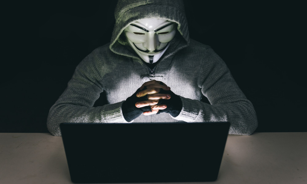 Anonymous expõe dados do novo presidente do Senado