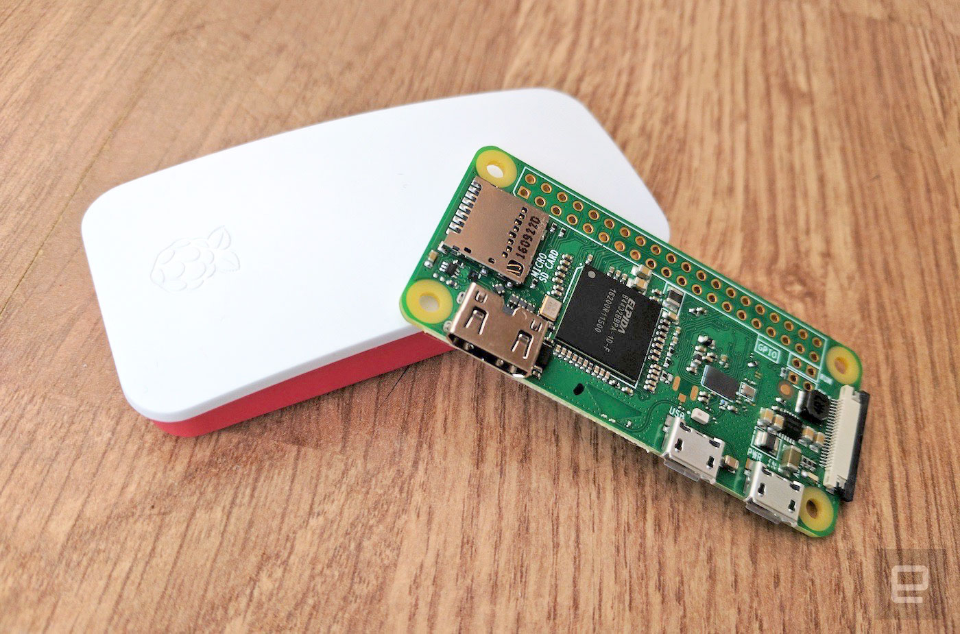 Raspberry Pi Zero W é um computador de US$ 10 com WiFi e Bluetooth