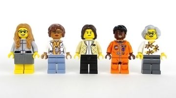 LEGO homenageia cientistas da NASA em conjunto de peças