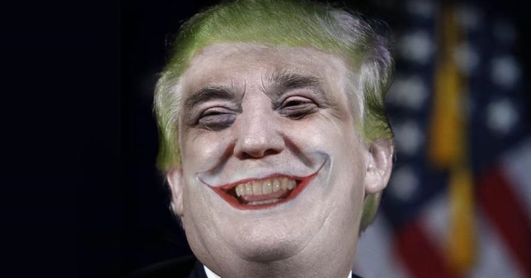Mark Hamill lê tweets de Donald Trump com a voz do Coringa