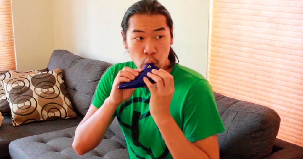 Fã de Zelda controla casa inteira por meio das músicas em uma ocarina