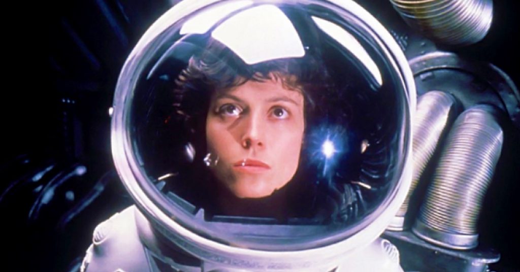 Confira o assustador final alternativo para Ripley no filme Alien