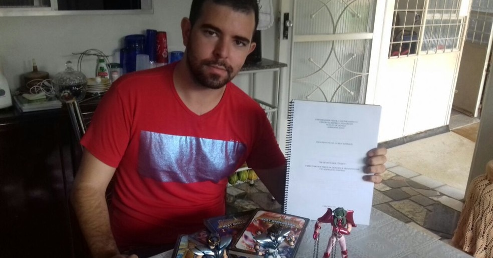 Estudante de Administração apresenta TCC sobre Cavaleiros do Zodíaco
