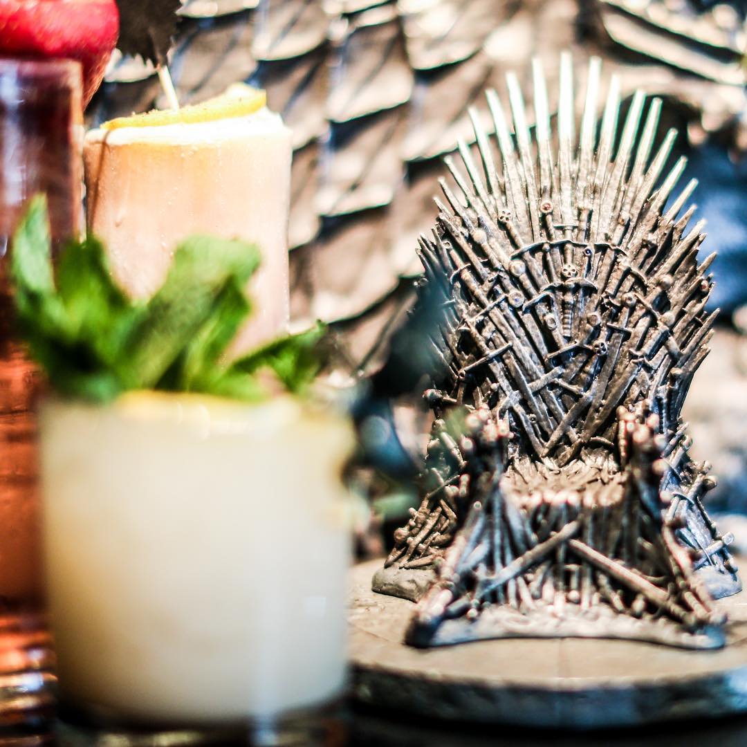 Se sinta parte da realeza nesse bar inspirado em Game of Thrones