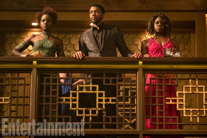 Marvel Studios' BLACK PANTHER L to R: Nakia (Lupita Nyong'o), T'Challa/Black Panther (Chadwick Boseman) and Okoye (Danai Gurira) Credit: Matt Kennedy/©Marvel Studios 2018