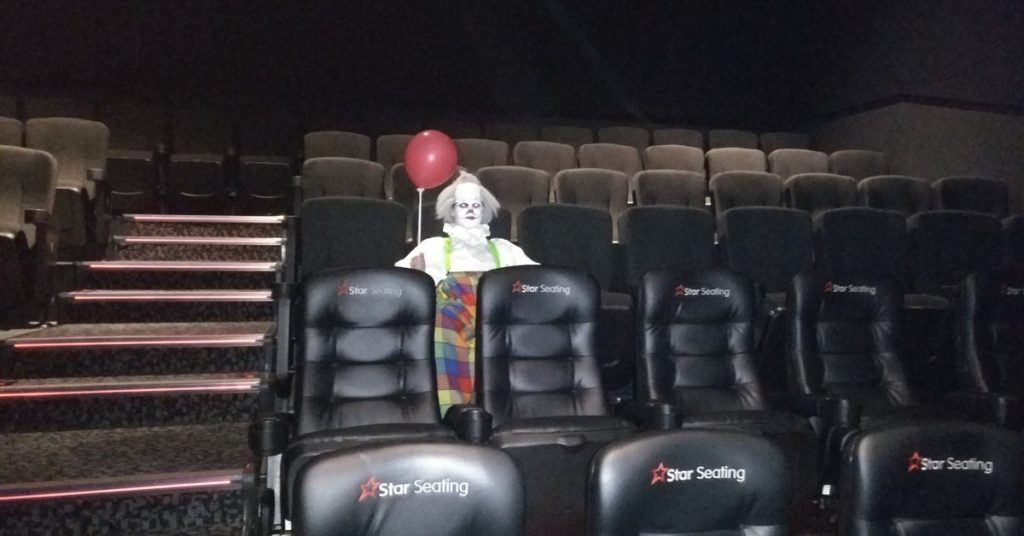 Cinema coloca palhaço em sessão de It – A Coisa e assusta público