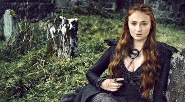 Game of Thrones: Sophie Turner revela o culpado pelo copo de café