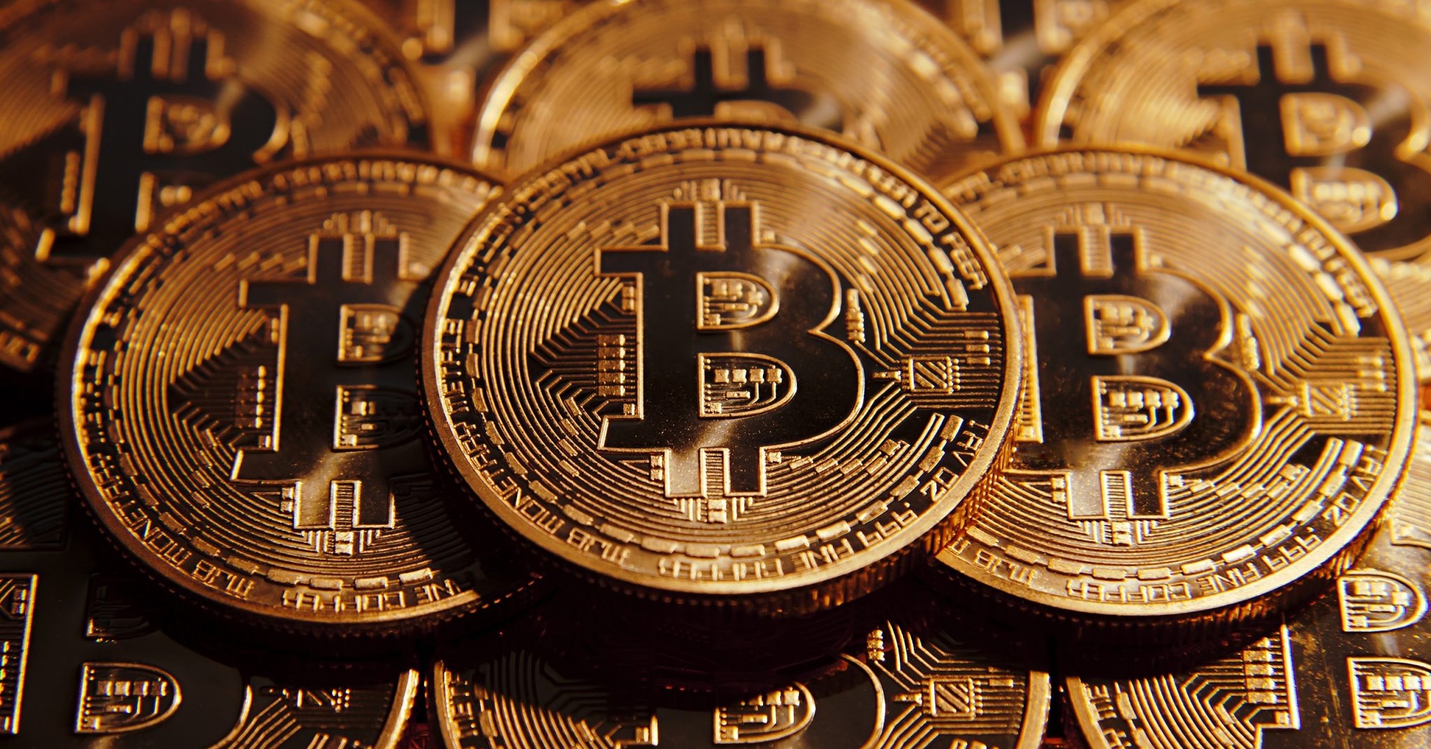 Bitcoin cai abaixo de US$ 9 mil pela primeira vez desde novembro