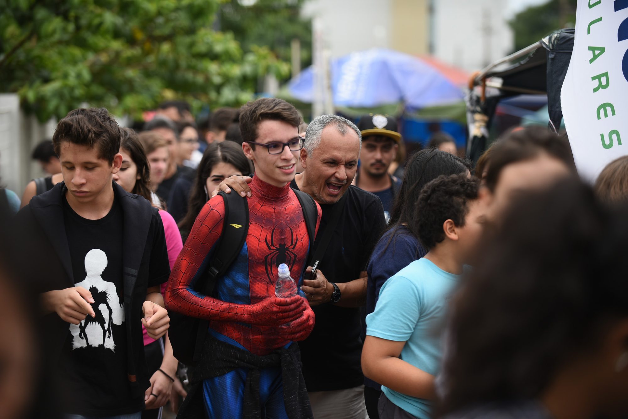 Para descontrair, estudante vai ao Enem vestido de Homem-Aranha