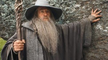 Ian McKellen quer viver Gandalf de novo em série de O Senhor dos Anéis
