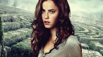 Kaya Scodelario fala de abuso sofrido aos 12 anos por brasileiro