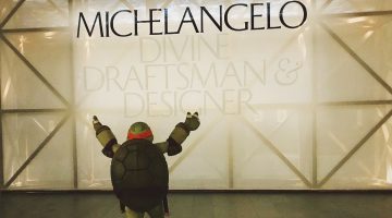 Museu leva uma das tartarugas ninjas para exposição de Michelangelo