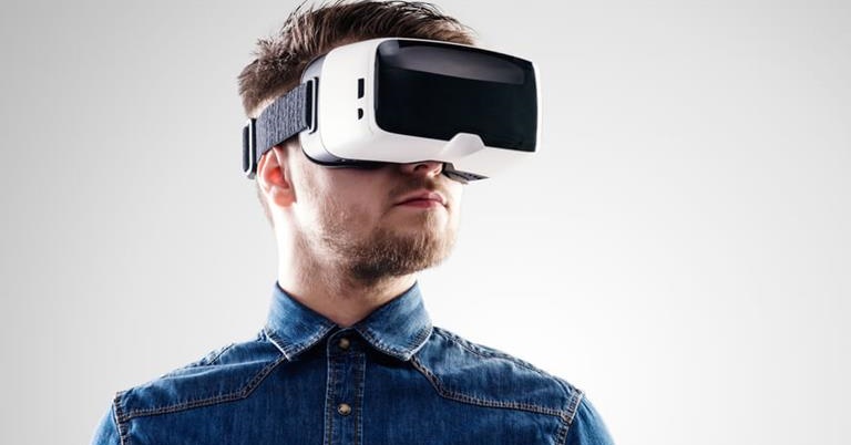 Jogador sofre convulsão durante game de realidade virtual