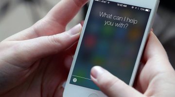 Siri, do iPhone, manda mensagem para crush de garota ‘sem querer’