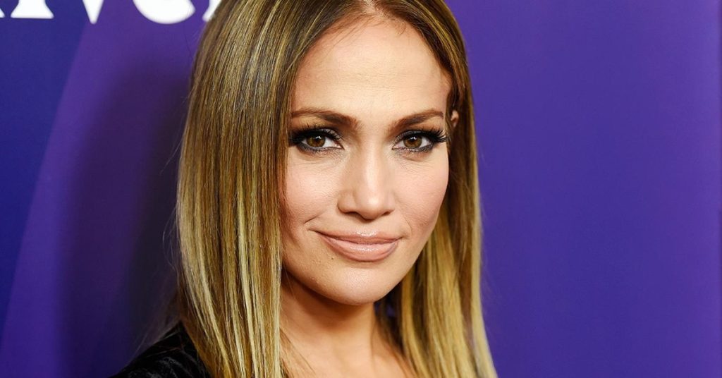 Jennifer Lopez fará participação especial no revival da série Will & Grace
