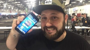 A profissão desse cara é jogar ‘Clash Royale’, game exclusivo para celulares