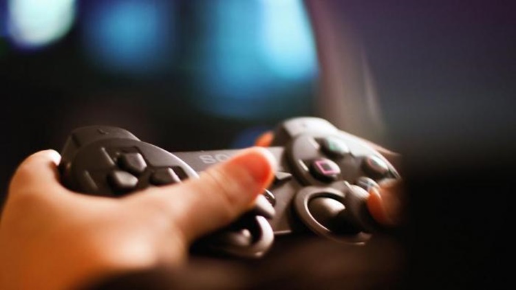 Idosos brasileiros aprendem a programar games para exercitar a mente
