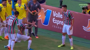 Dragon Ball: jogador de futebol comemora gol fazendo kamehameha