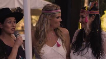 Atrizes de Orange Is The New Black surpreendem noiva em casamento