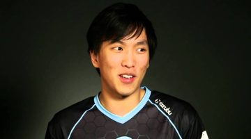 Irmão do jogador Doublelift de League Of Legends mata mãe a facadas