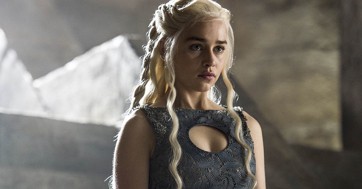Emilia Clarke nunca recebeu menos em Game of Thrones por ser mulher