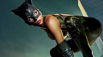 Atriz de Mulher-Gato diz que filme foi motivo do sucesso de Pantera Negra