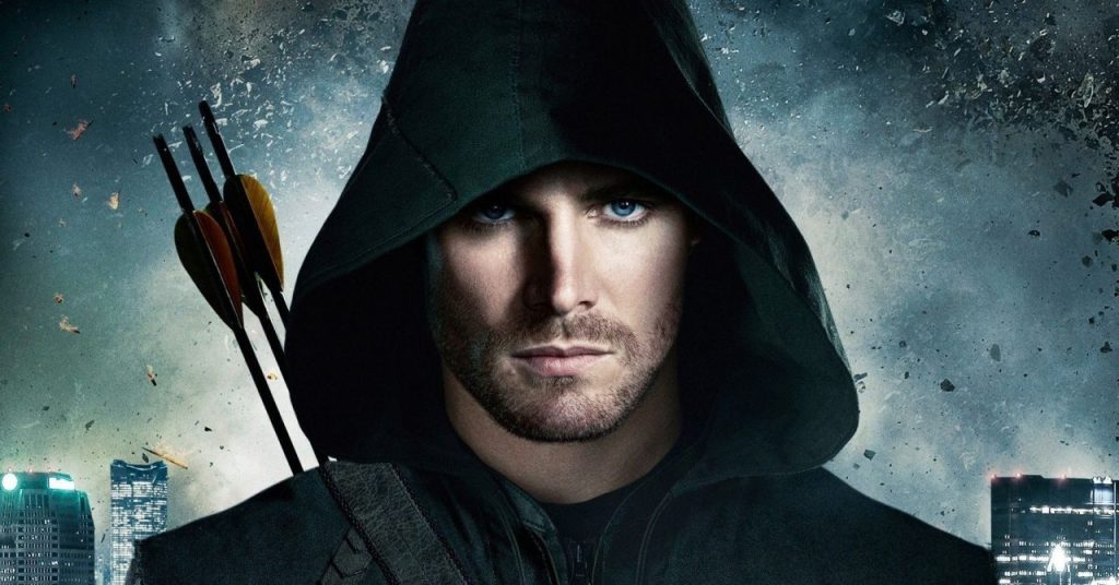 Stephen Amell ‘ameaça’ voltar a ser o Arqueiro Verde em eleição nos EUA
