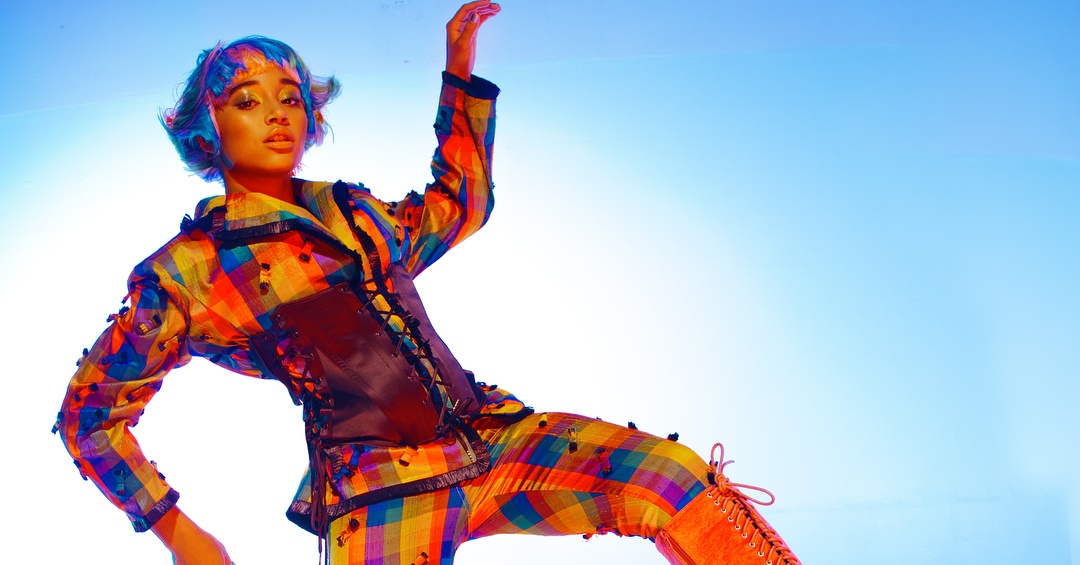 Atriz de Jogos Vorazes, Amandla Stenberg assume homossexualidade