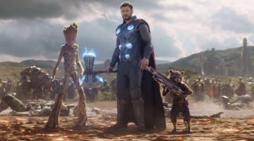 Por que Groot consegue levantar o machado de Thor, mas não o Mjolnir?