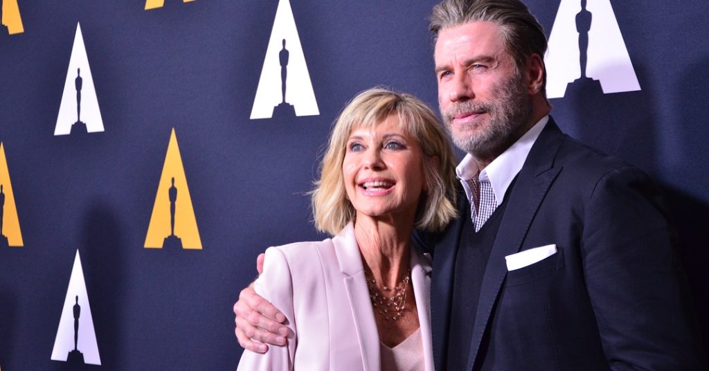 John Travolta e Olivia Newton-John comemoram 40 anos de Grease