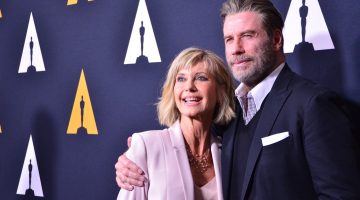 John Travolta e Olivia Newton-John comemoram 40 anos de Grease