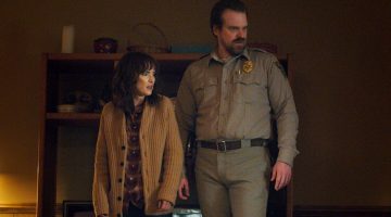 Millie Bobby Brown quer romance entre Joyce e Hopper em Stranger Things