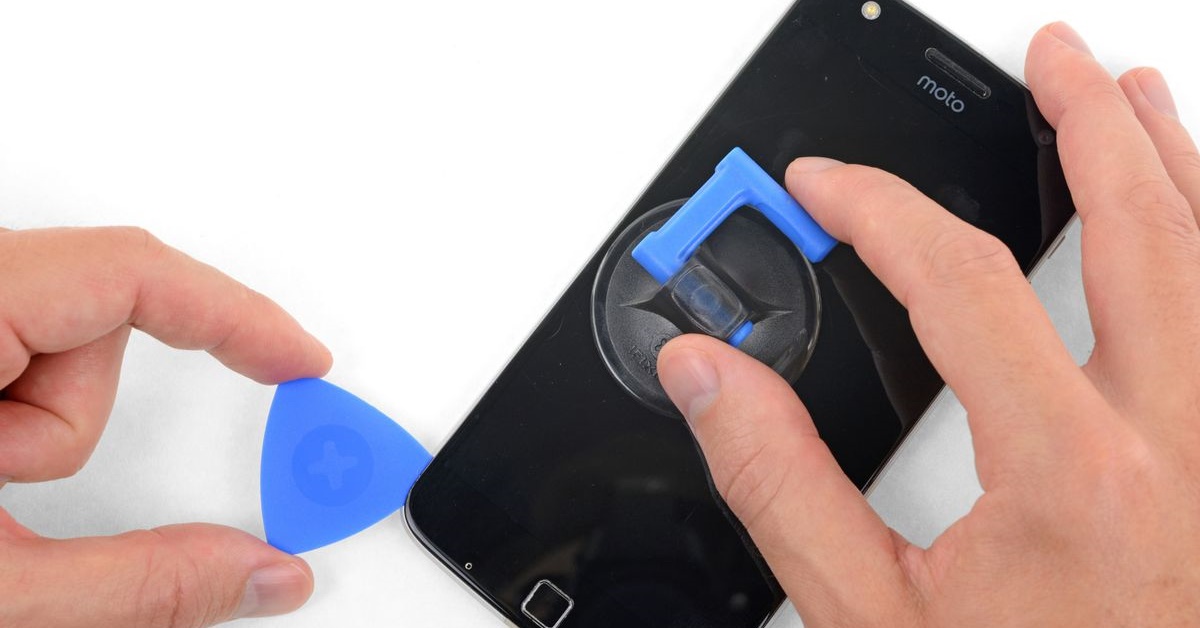 Motorola anuncia kit para próprio usuário consertar seu smartphone