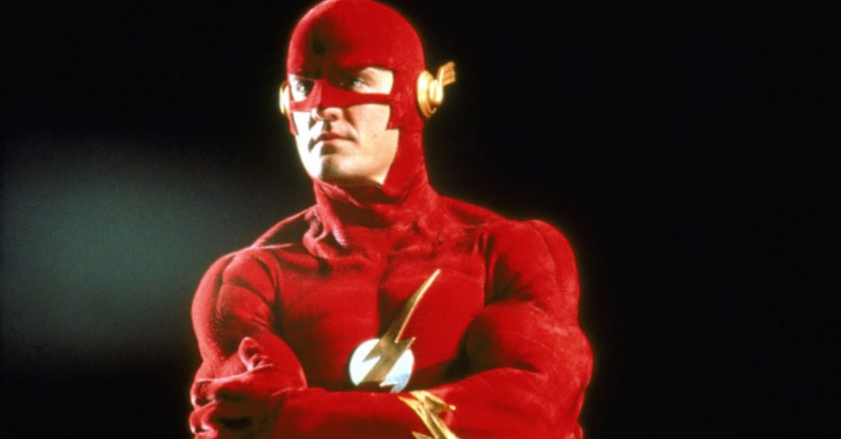 Elseworlds: crossover do Arrowverse terá presença do Flash dos anos 90