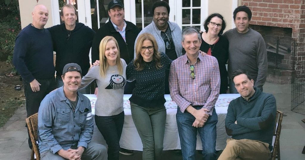 Fotos com atores de The Office reforçam boatos de retorno da série