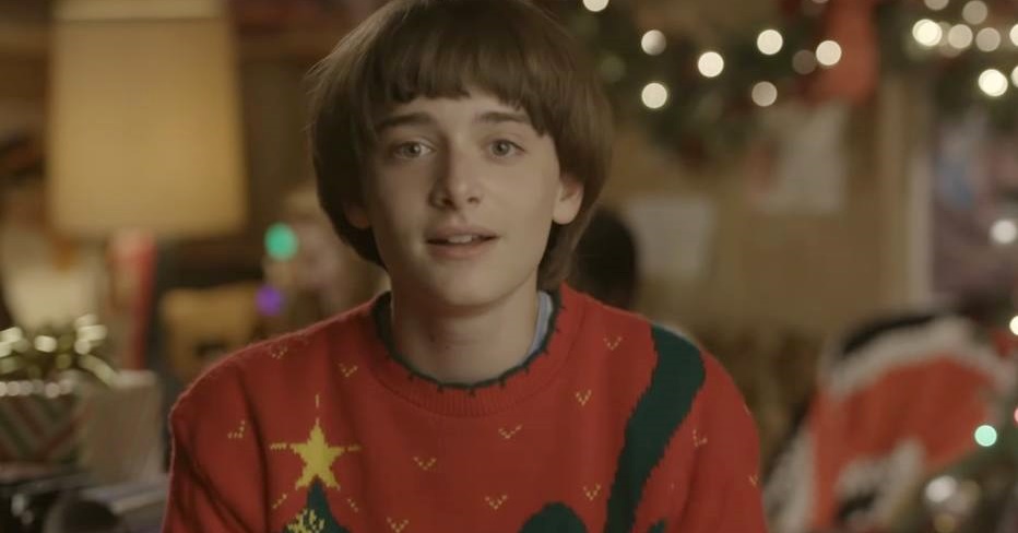 Will, de Stranger Things, manda recado e presente de Natal para a Xuxa