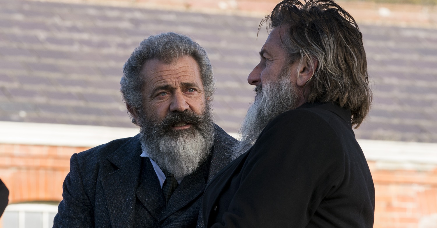 Filme O Gênio e o Louco, com Mel Gibson e Sean Penn, ganha trailer; assista