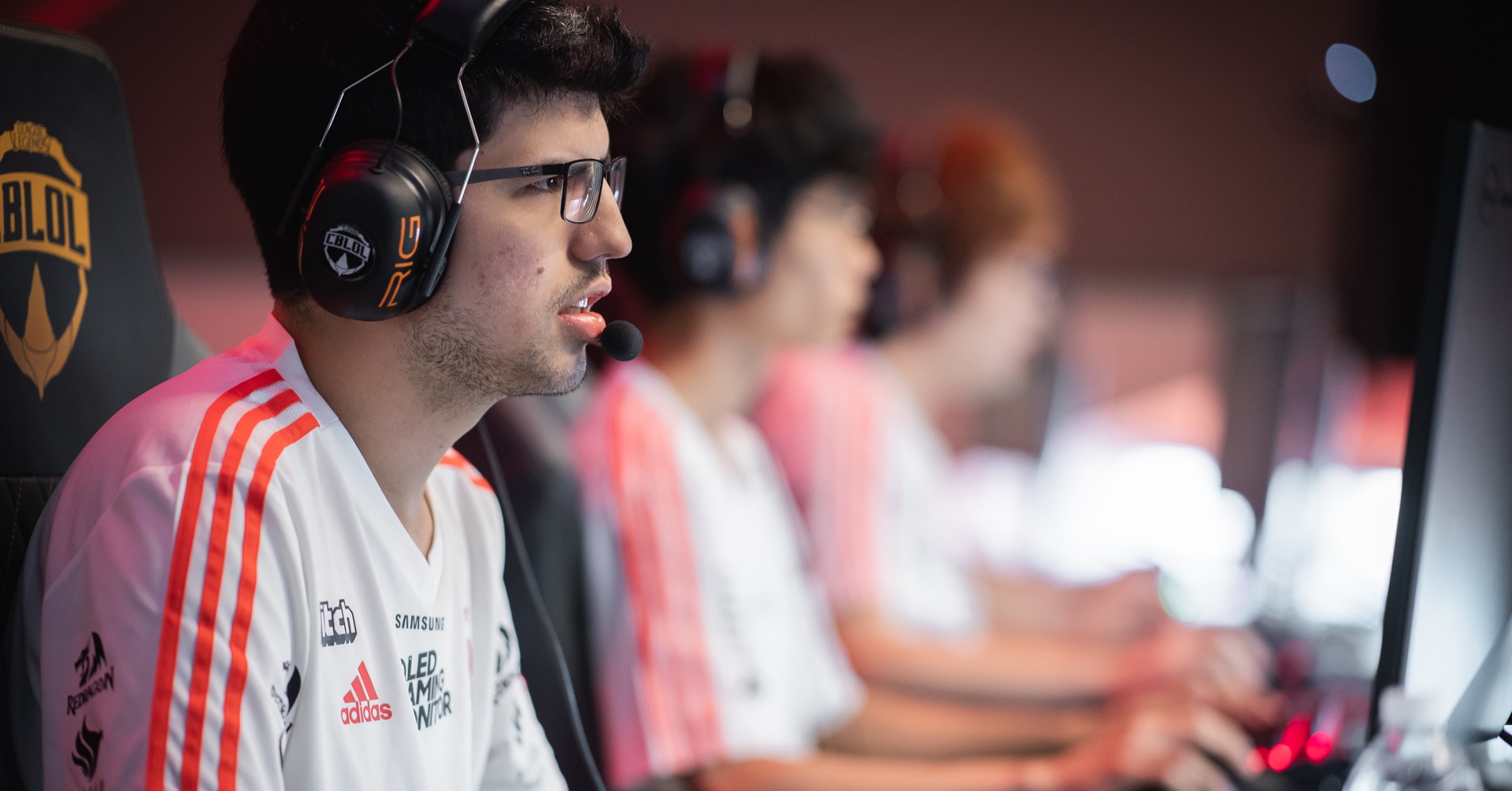 Conselheira do Flamengo rotula time de LoL como ‘nerds autistas’ e polemiza