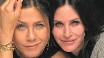 Rachel e Monica: Jennifer Aniston faz 50 anos e Courteney Cox dá os parabéns