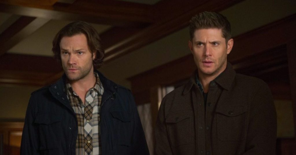 Criador de Supernatural pede desculpas a Jared Padalecki pela confusão