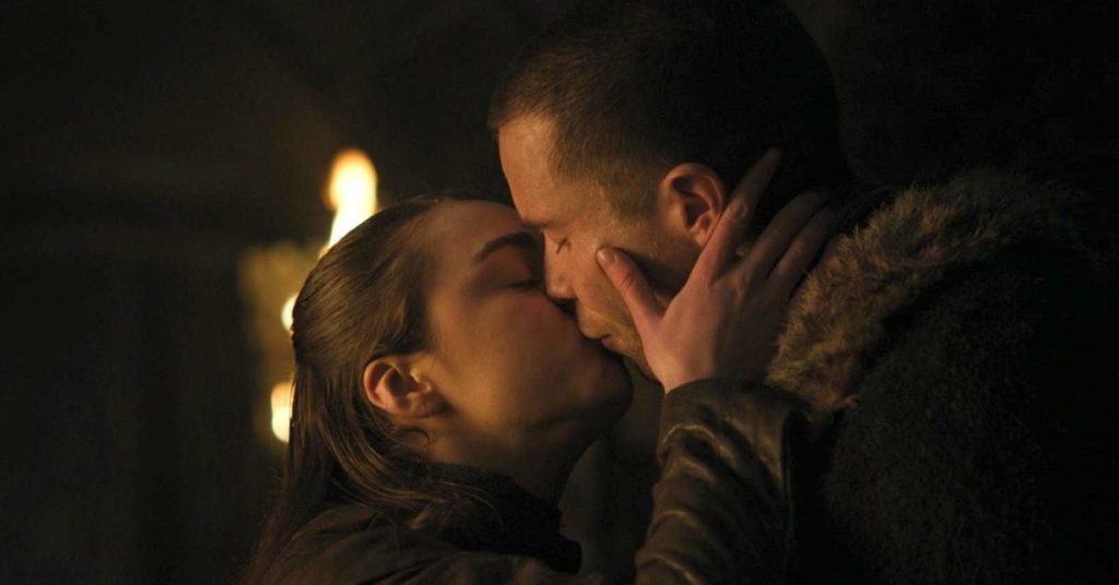 Game of Thrones: ator de Gendry fala de desconforto em cena íntima com Arya
