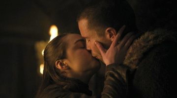 Game of Thrones: ator de Gendry fala de desconforto em cena íntima com Arya