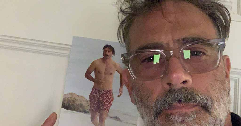 The Walking Dead: colocaram fotos de Rick no quarto de hotel de Jeffrey Dean Morgan